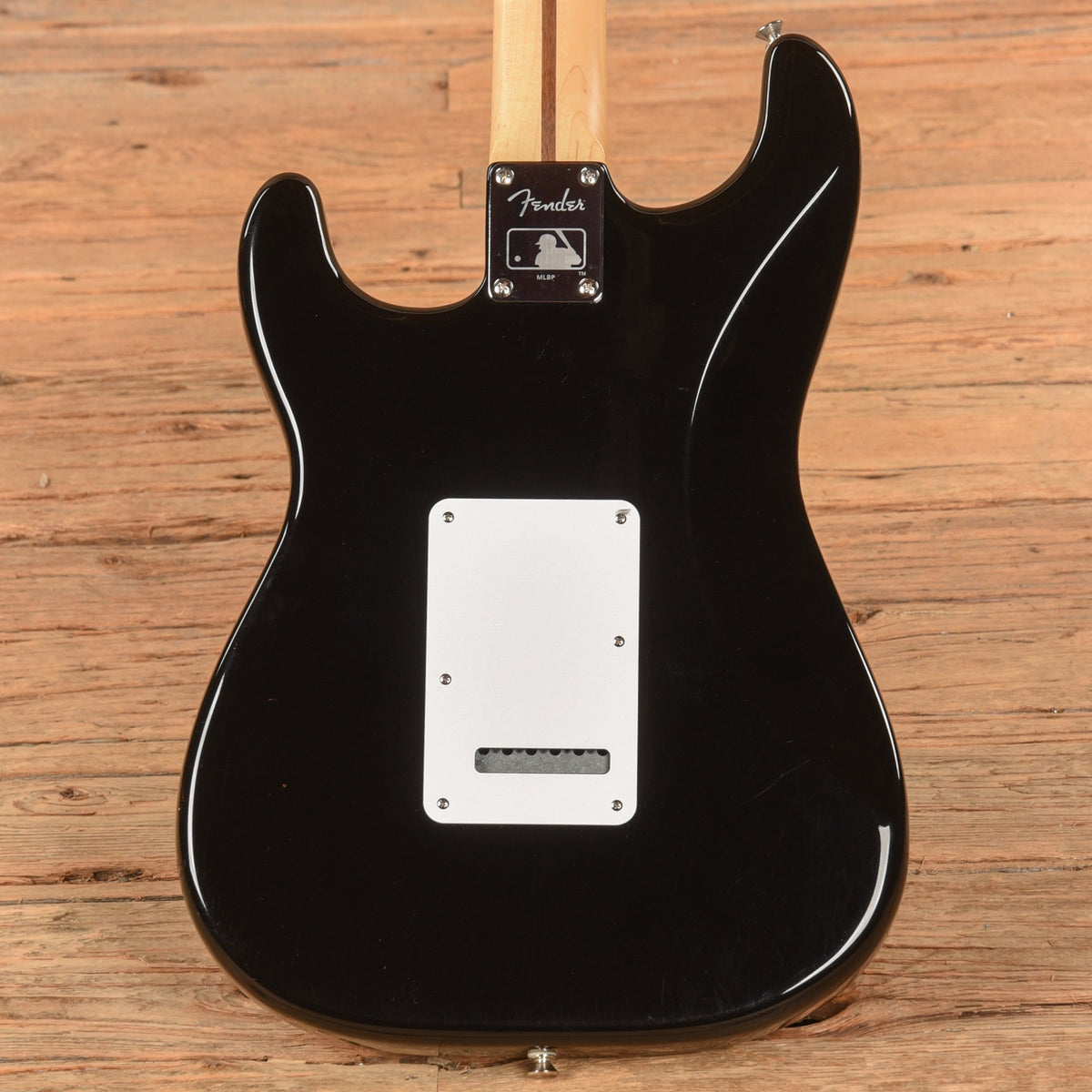 Fender Phillies Stratocaster 2014 - John Oates - Angle 3 | MUSICTONER