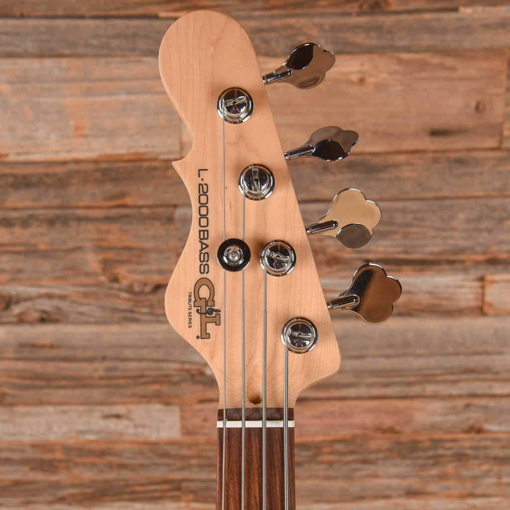 G&L Tribute Series L-2000 Sunburst  LEFTY - Angle 6 | MUSICTONER