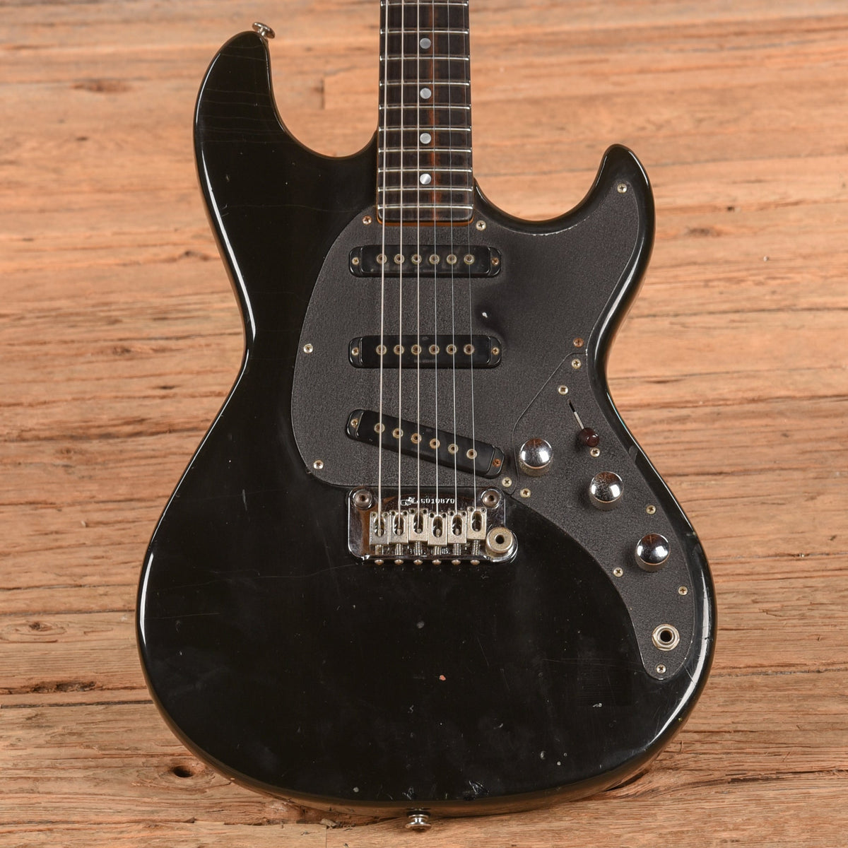 G&L S-500 Black - MUSICTONER
