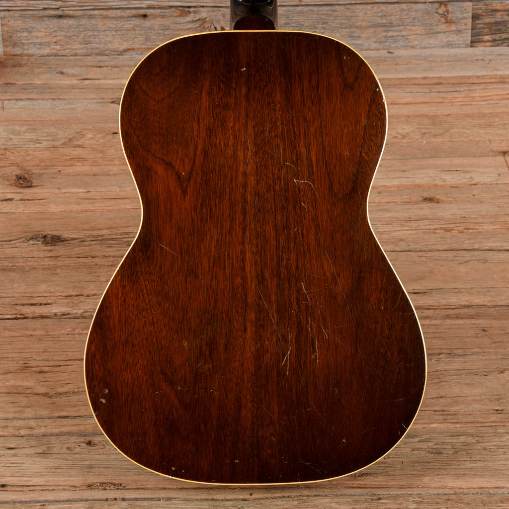 Gibson LG-1 Sunburst 1960 - Angle 3 | MUSICTONER