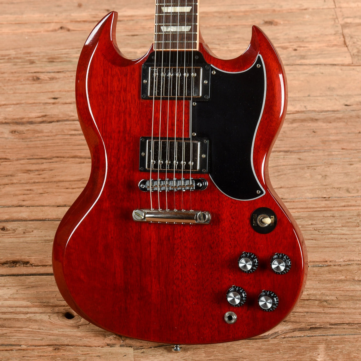 Gibson '61 SG Standard Reissue Cherry 2011 - Angle 2 | MUSICTONER