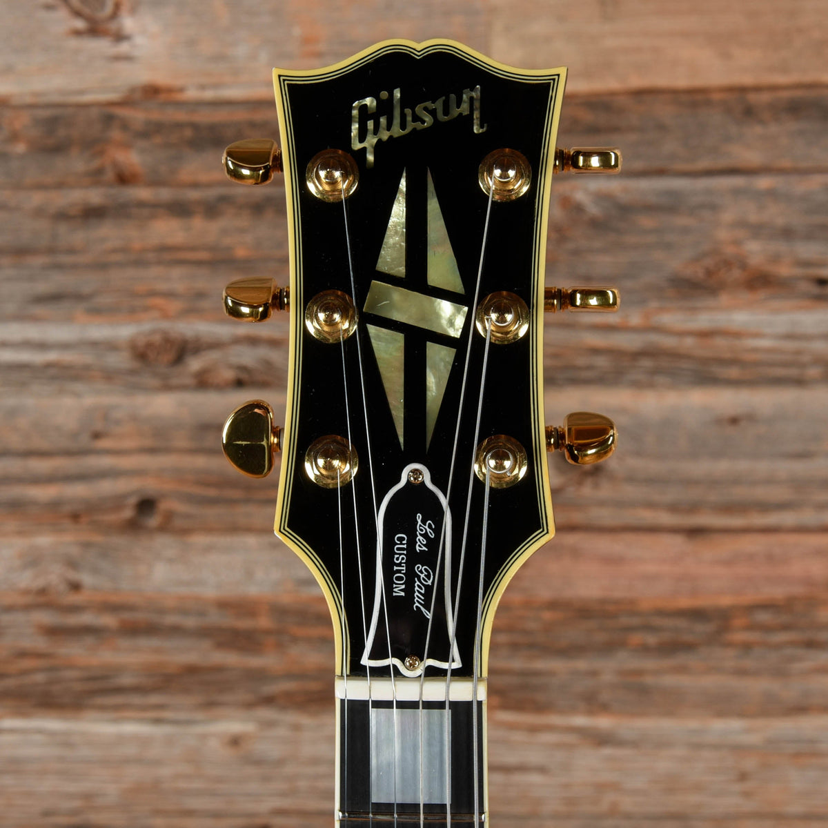 Gibson Custom Shop Historic Collection '54 Les Paul Ebony 2005 LEFTY - Angle 6 | MUSICTONER