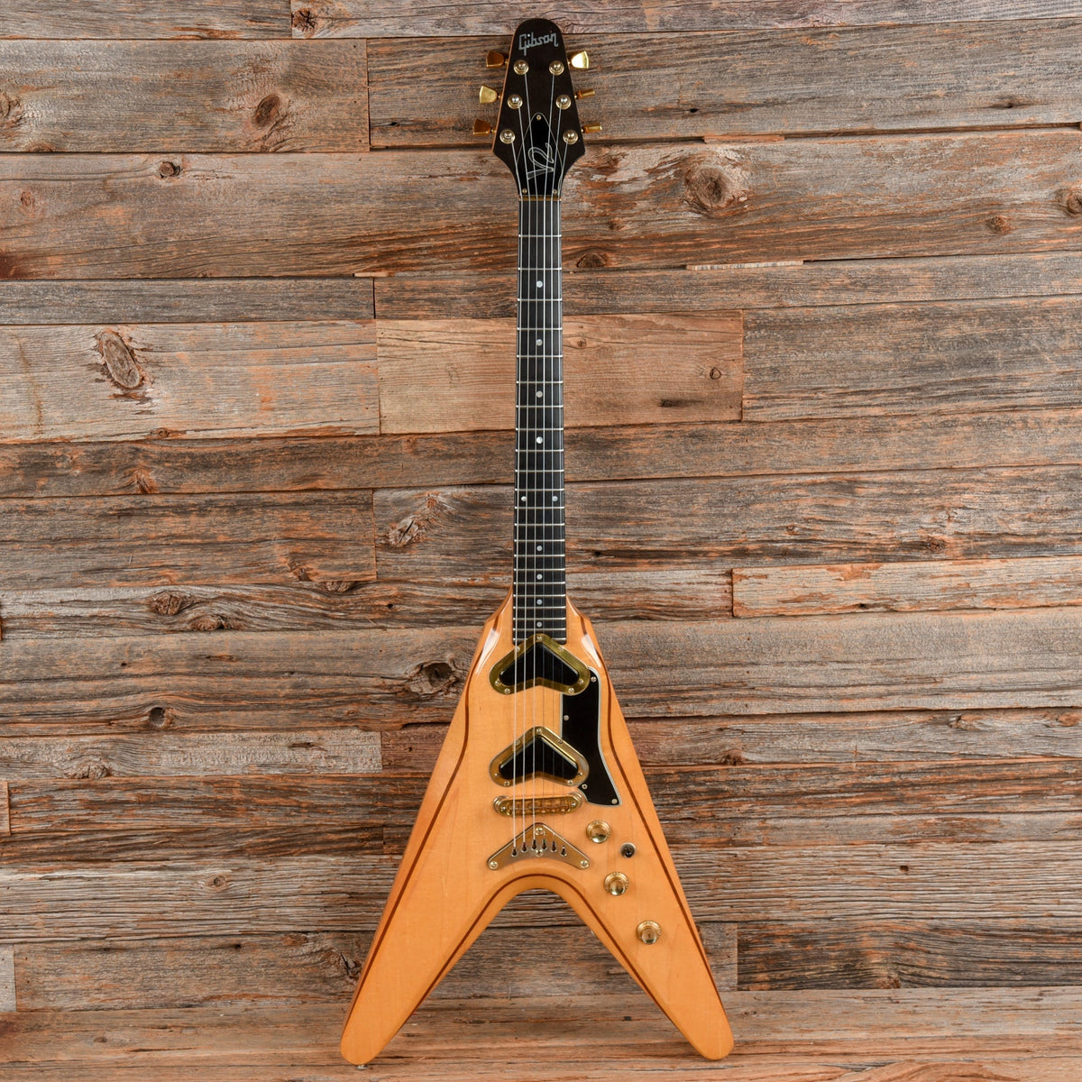 Gibson Flying V2 Natural 1980 - Joe Trohman - Angle 4 | MUSICTONER