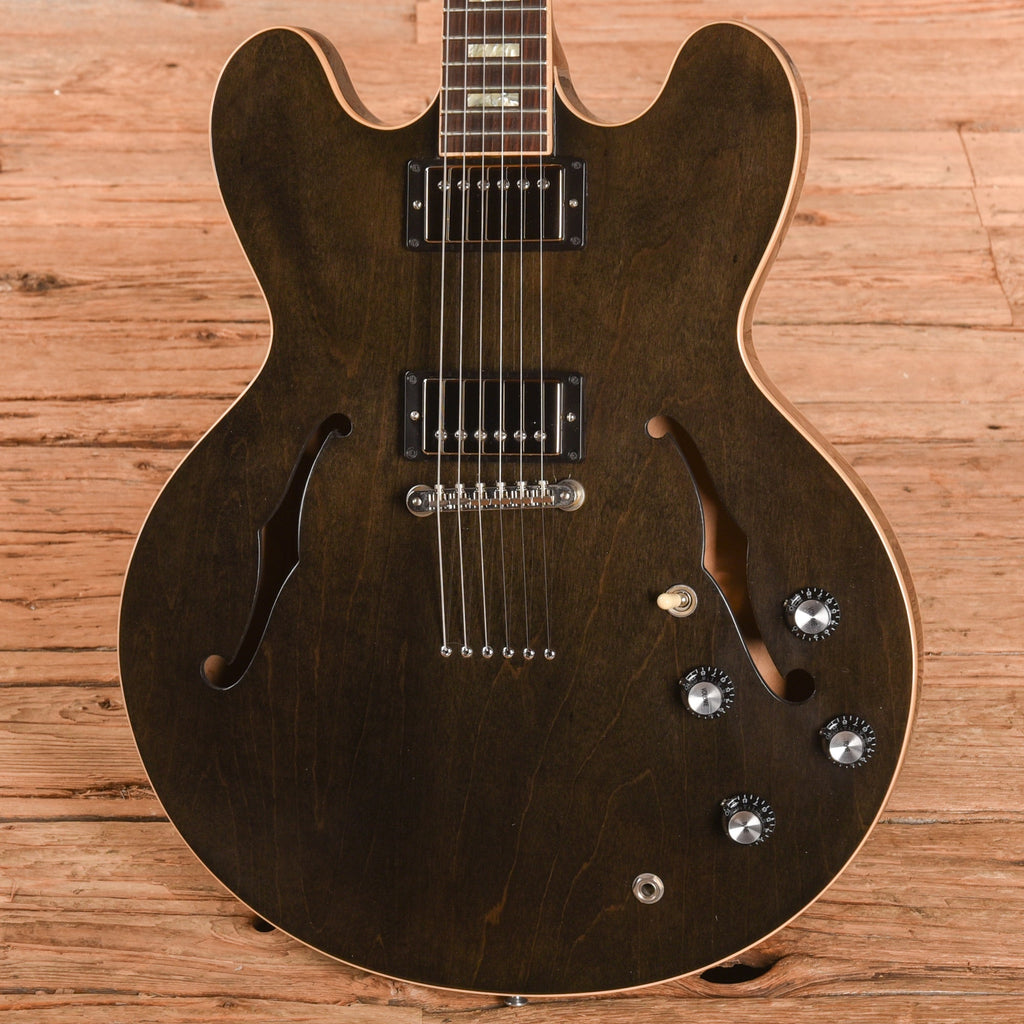 Gibson Prototype ES-335 String Through Mocha Brown 2021 - Angle 2 | MUSICTONER