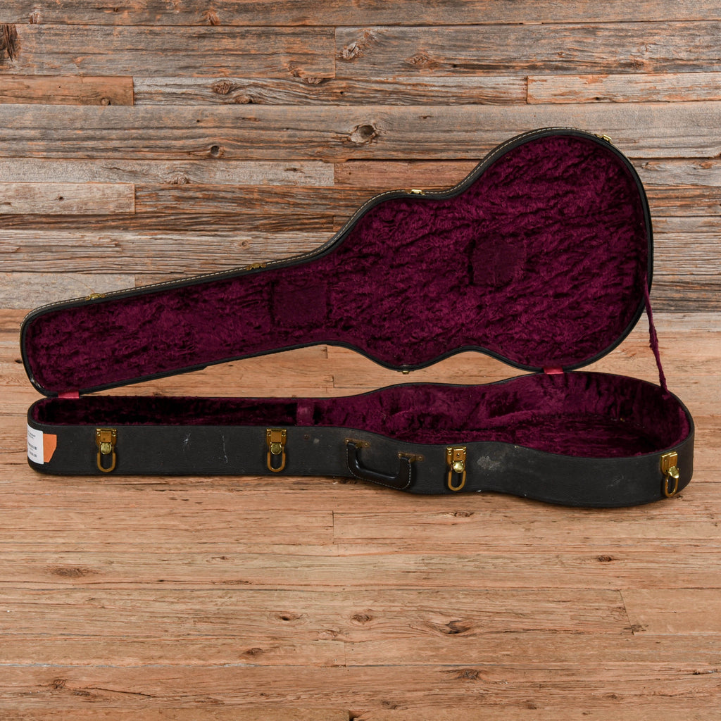 Gibson ES-325TD Walnut 1972 - Angle 9 | MUSICTONER