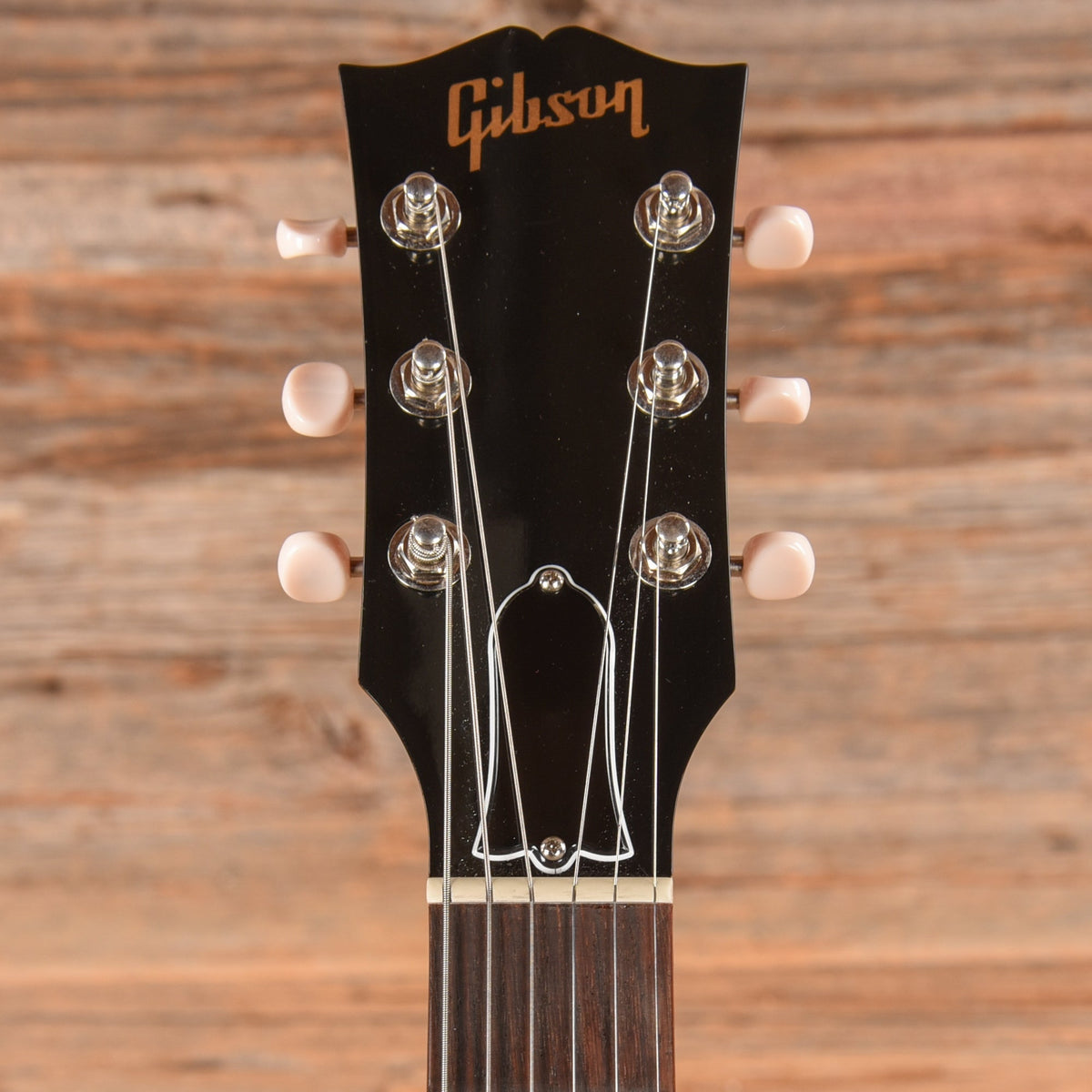 Gibson SG Junior Cherry 2019 - Angle 6 | MUSICTONER