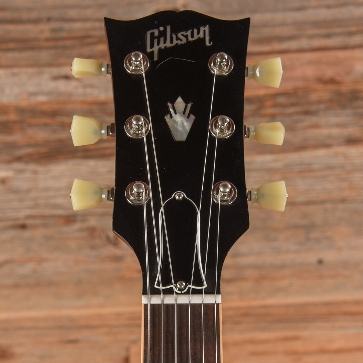Gibson SG Standard '61 Satin Cherry 2012 - Angle 6 | MUSICTONER