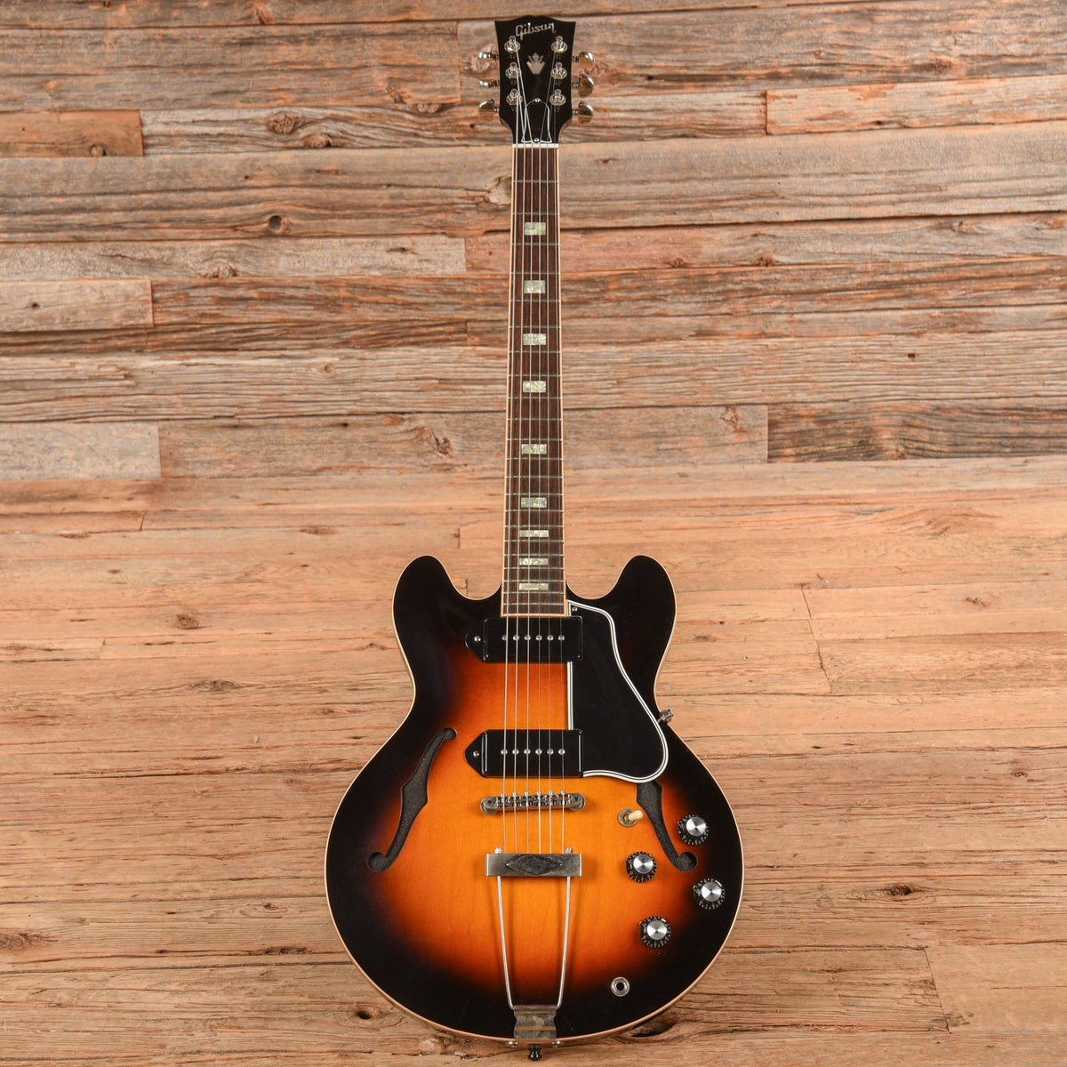 Gibson ES-390 Sunburst 2013 - John Oates - Angle 4 | MUSICTONER
