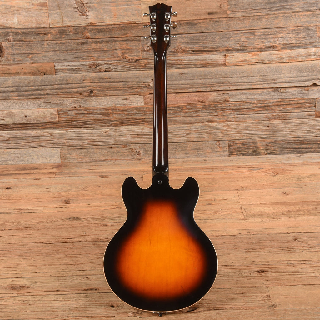 Gibson ES-390 Sunburst 2013 - John Oates - Angle 5 | MUSICTONER
