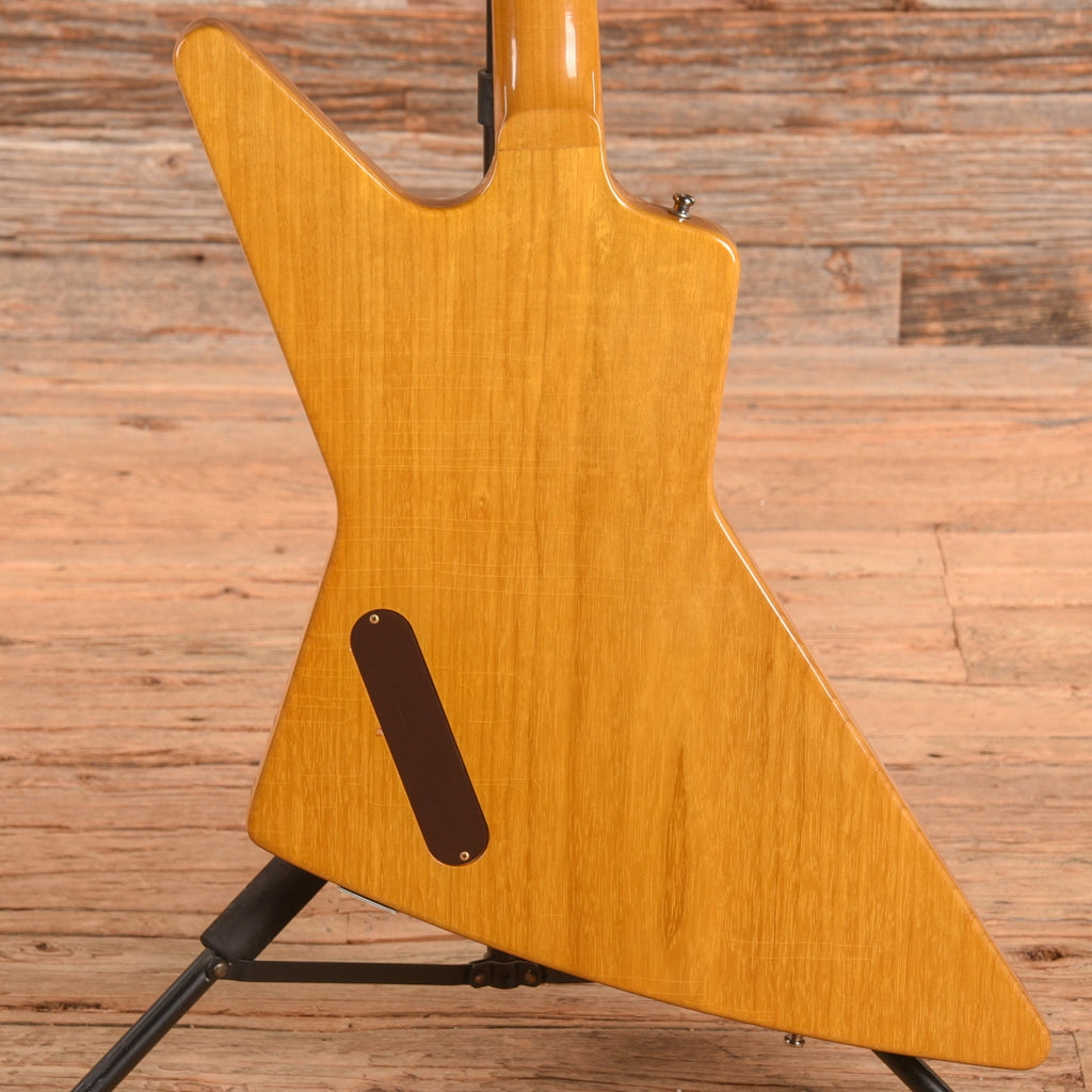Gibson Explorer Natural 2018 - Zac Brown - Angle 3 | MUSICTONER