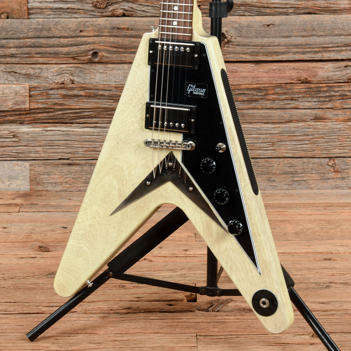 Gibson Flying V TV White  - Dave Amato of REO Speedwagon - Angle 2 | MUSICTONER