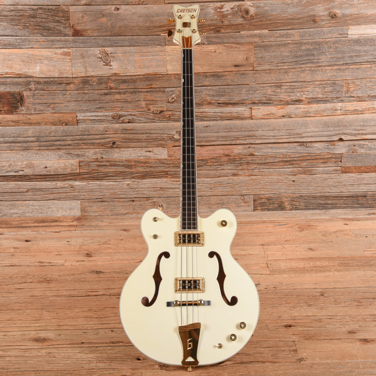 Gretsch G6136LSB White Falcon White 2009 - Angle 4 | MUSICTONER