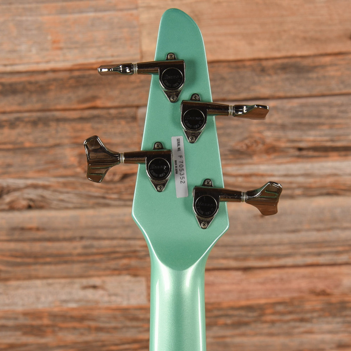 Ibanez RB800-FB Roadstar II Bass Fountain Blue 1987 - Angle 7 | MUSICTONER