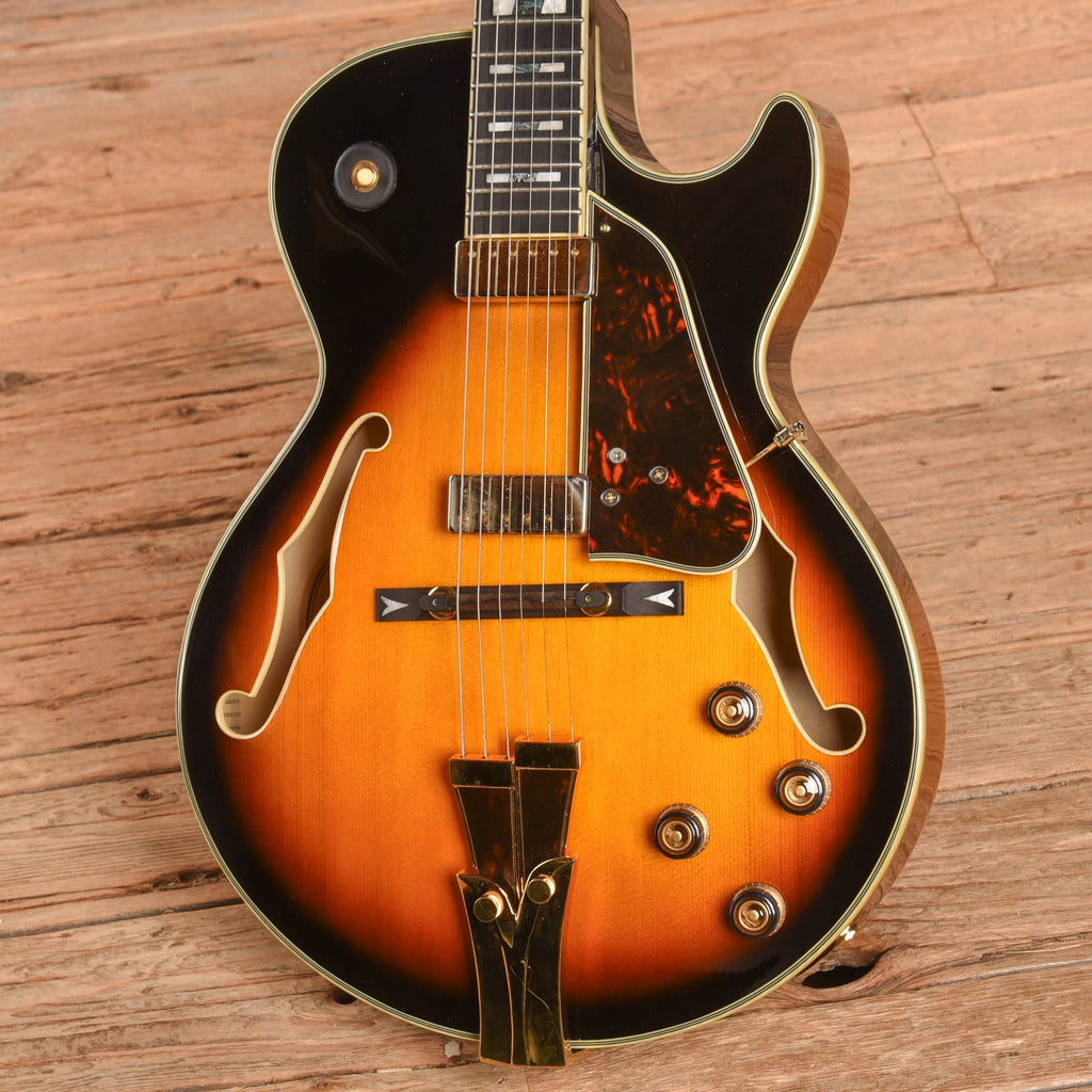 Ibanez GB10SE Sunburst 2022 - Angle 2 | MUSICTONER
