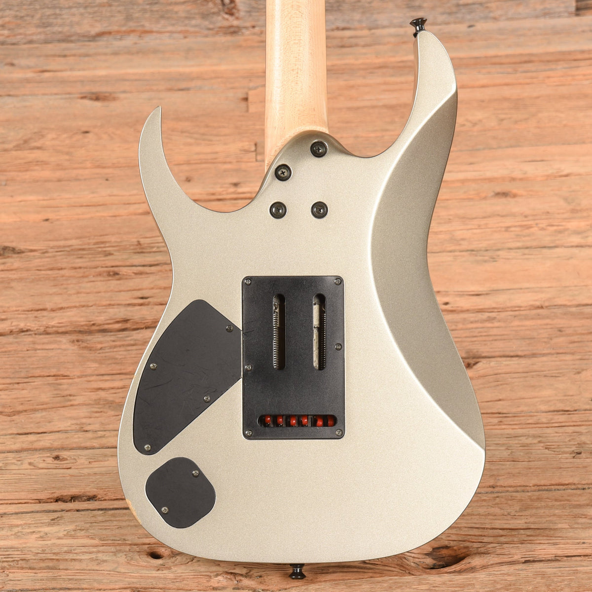 Ibanez RG1570 Prestige Gray Nickel 2002 - Angle 3 | MUSICTONER