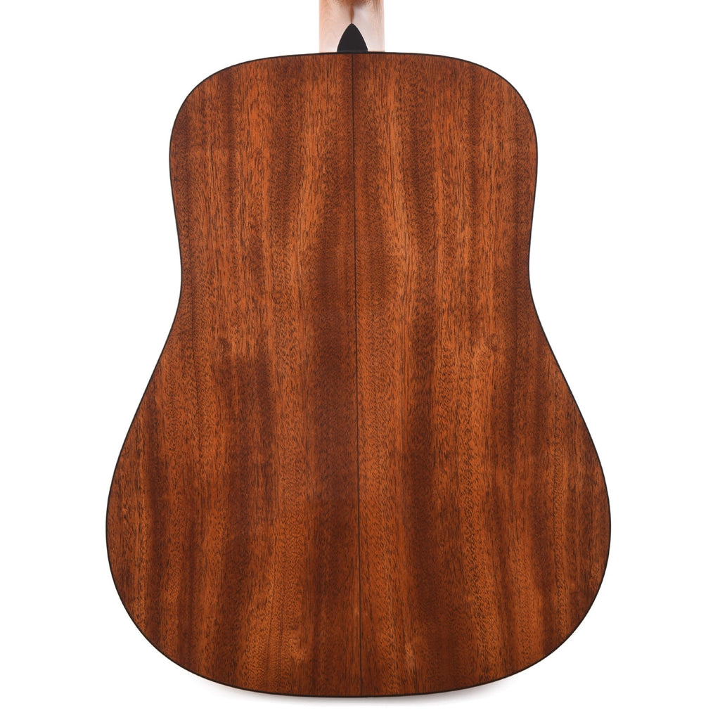 Martin Standard Series D-18 Natural - Angle 3 | MUSICTONER