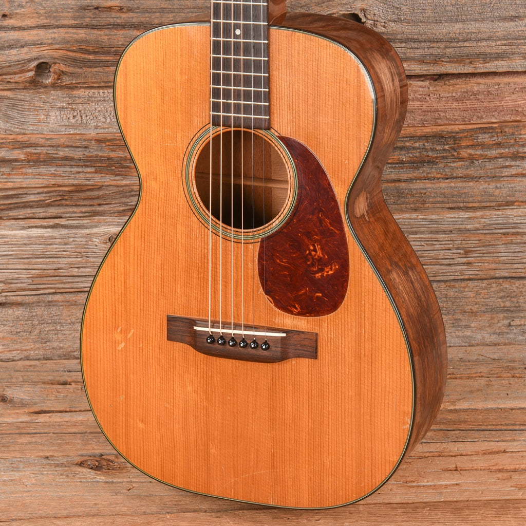 Martin 0-18 Natural 1949 - Angle 2 | MUSICTONER