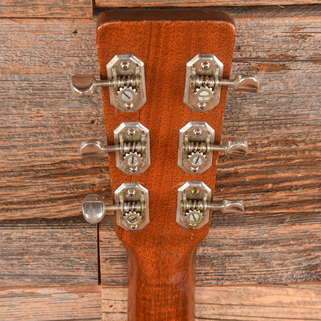 Martin 0-18 Natural 1949 - Angle 7 | MUSICTONER