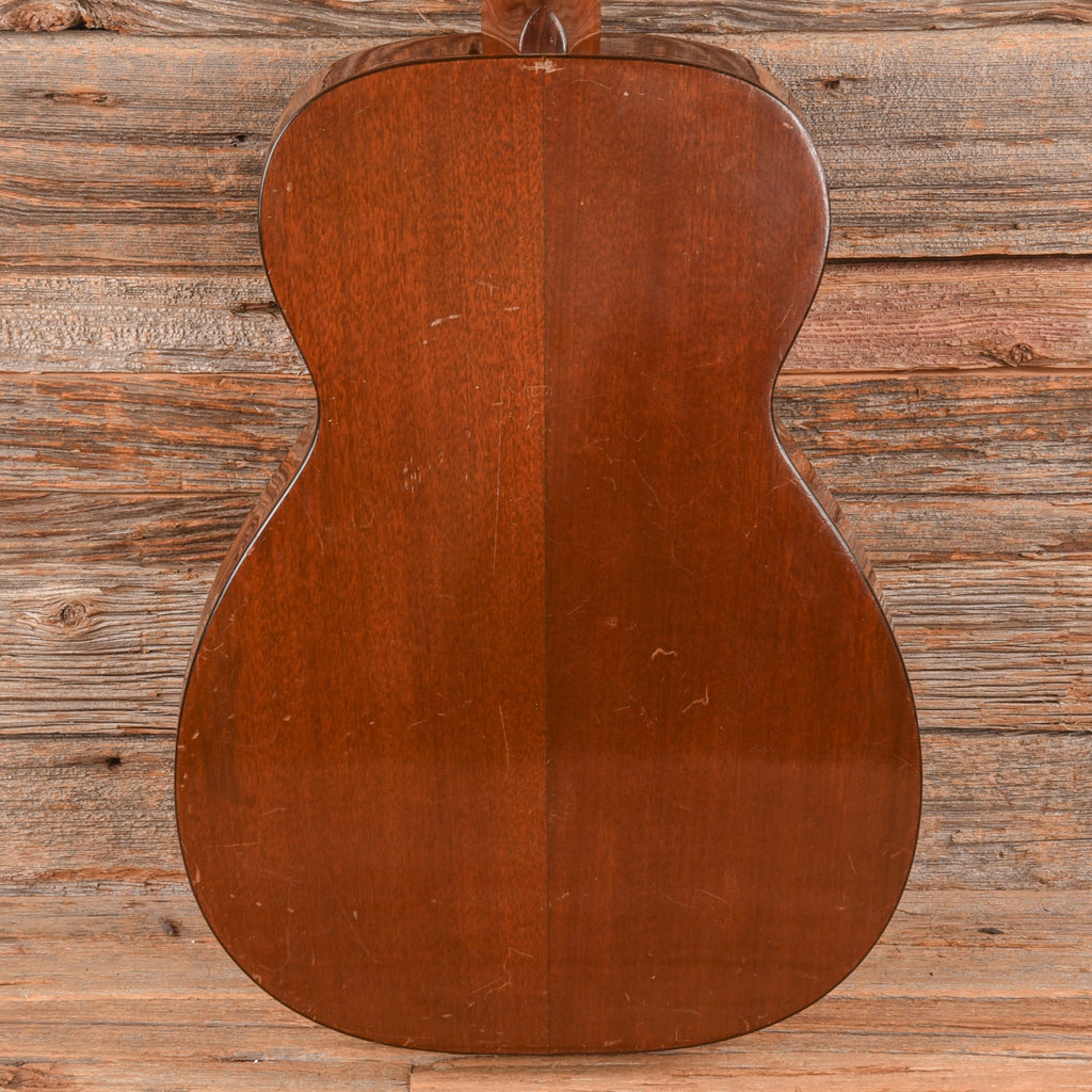 Martin 0-18 Natural 1949 - Angle 3 | MUSICTONER