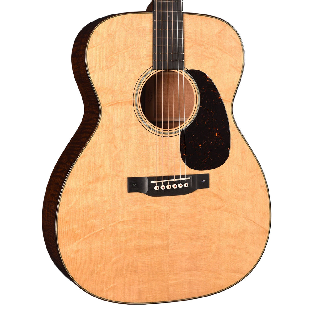 Martin Custom Shop M-18 Style Concert Bearclaw Sitka Spruce/Flamed Mahogany - MUSICTONER