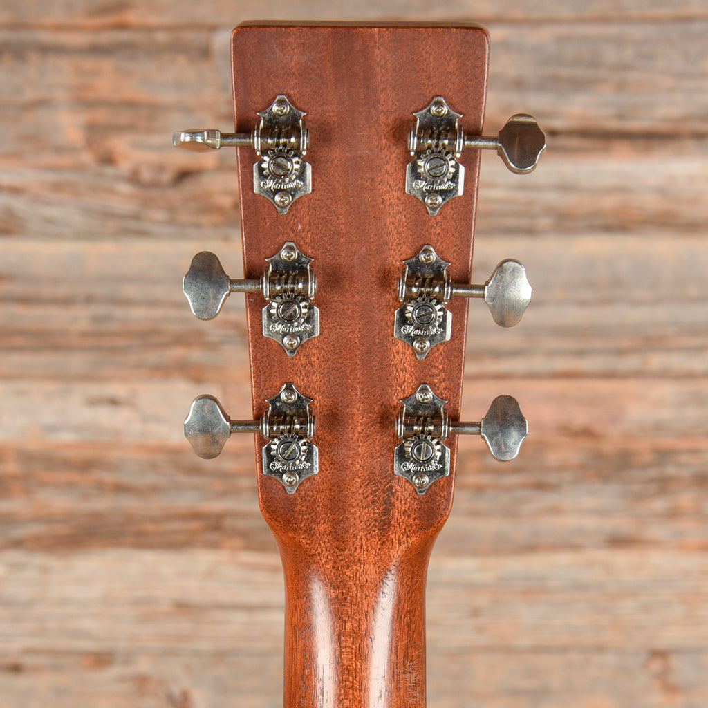Martin D-15M Mahogany 2012 - Angle 7 | MUSICTONER