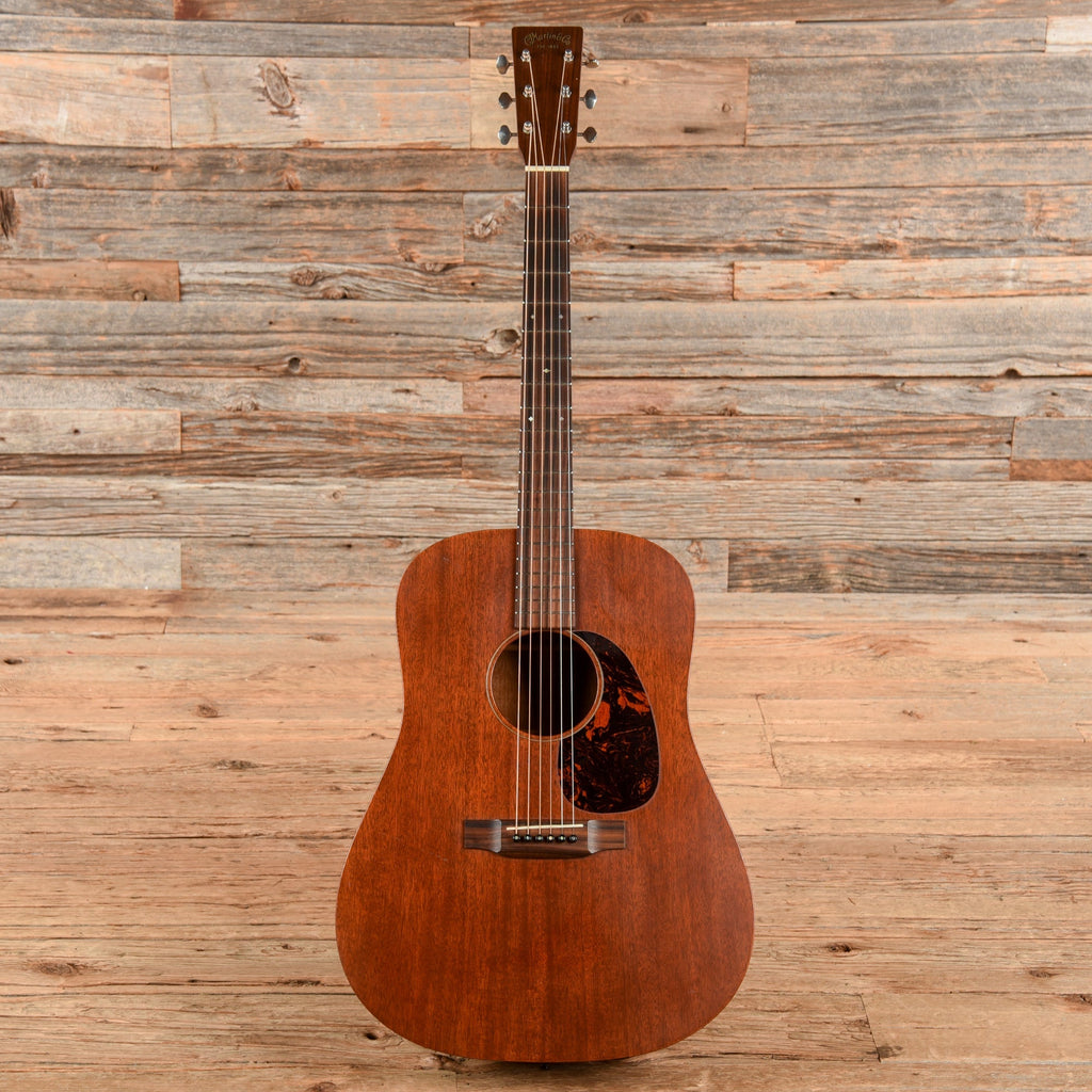 Martin D-15M Mahogany 2012 - Angle 4 | MUSICTONER