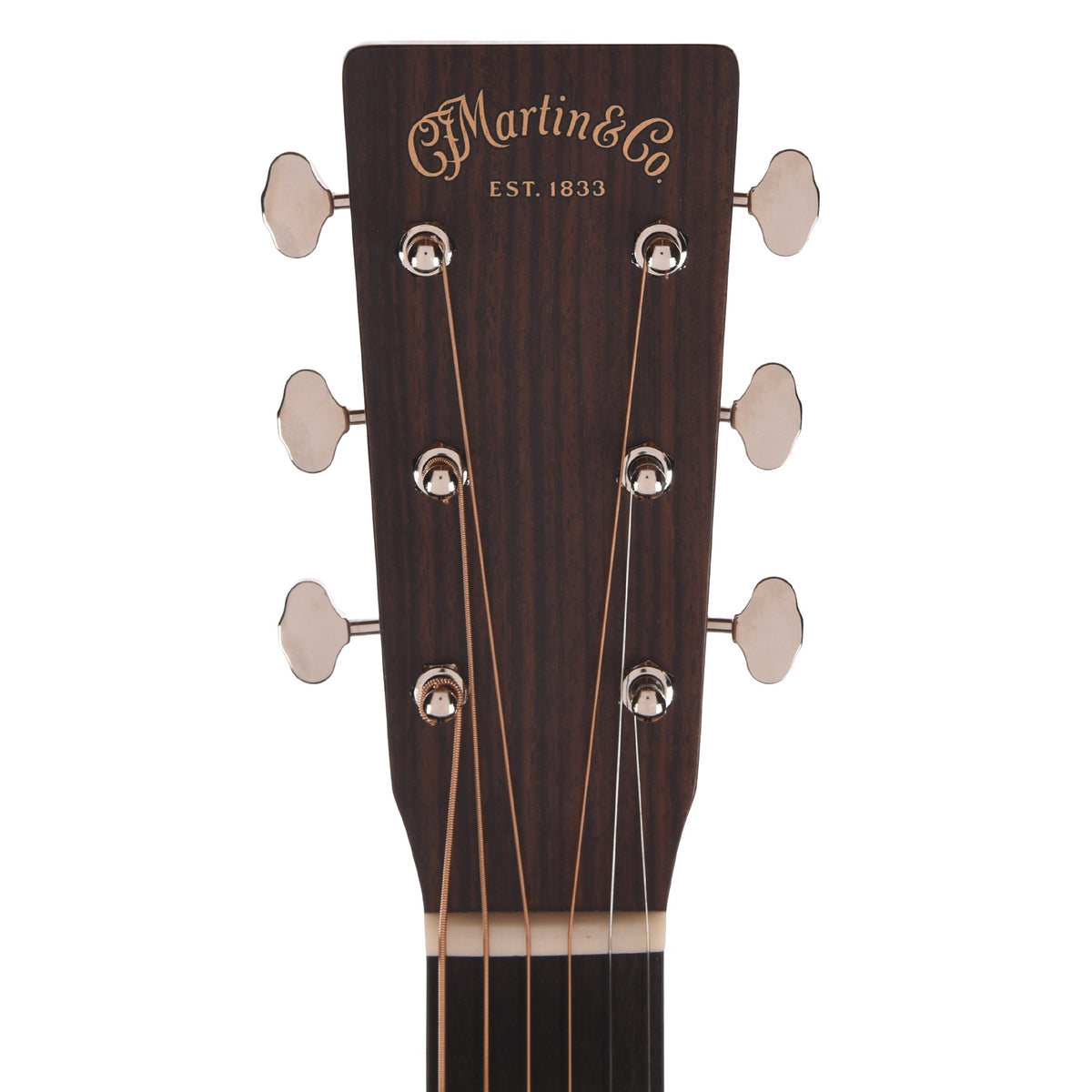 Martin Standard Series D-28 Satin Natural - Angle 6 | MUSICTONER