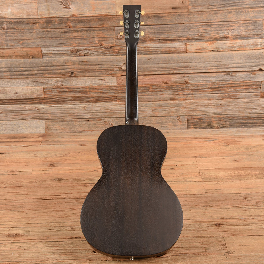 Martin 000-17 Black Smoke - John Oates - Angle 5 | MUSICTONER