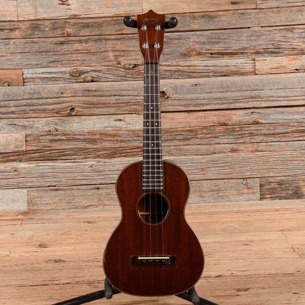 Martin Style 1 Tenor Ukulele Natural 1960s - Zac Brown - Angle 4 | MUSICTONER