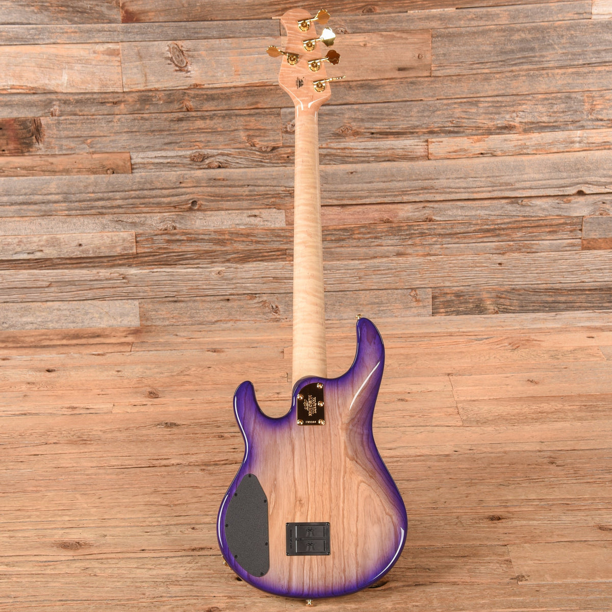 Music Man Ball Family Reserve StingRay 5 HH Moonbeam 2024 - Angle 5 | MUSICTONER