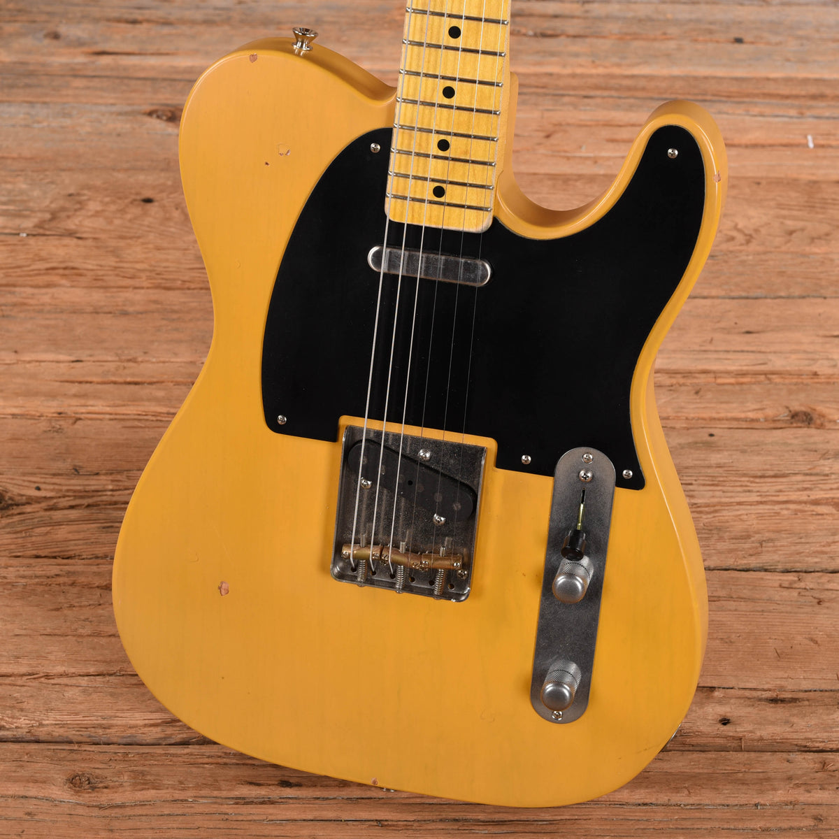 Nash T-52 Blonde - Angle 2 | MUSICTONER