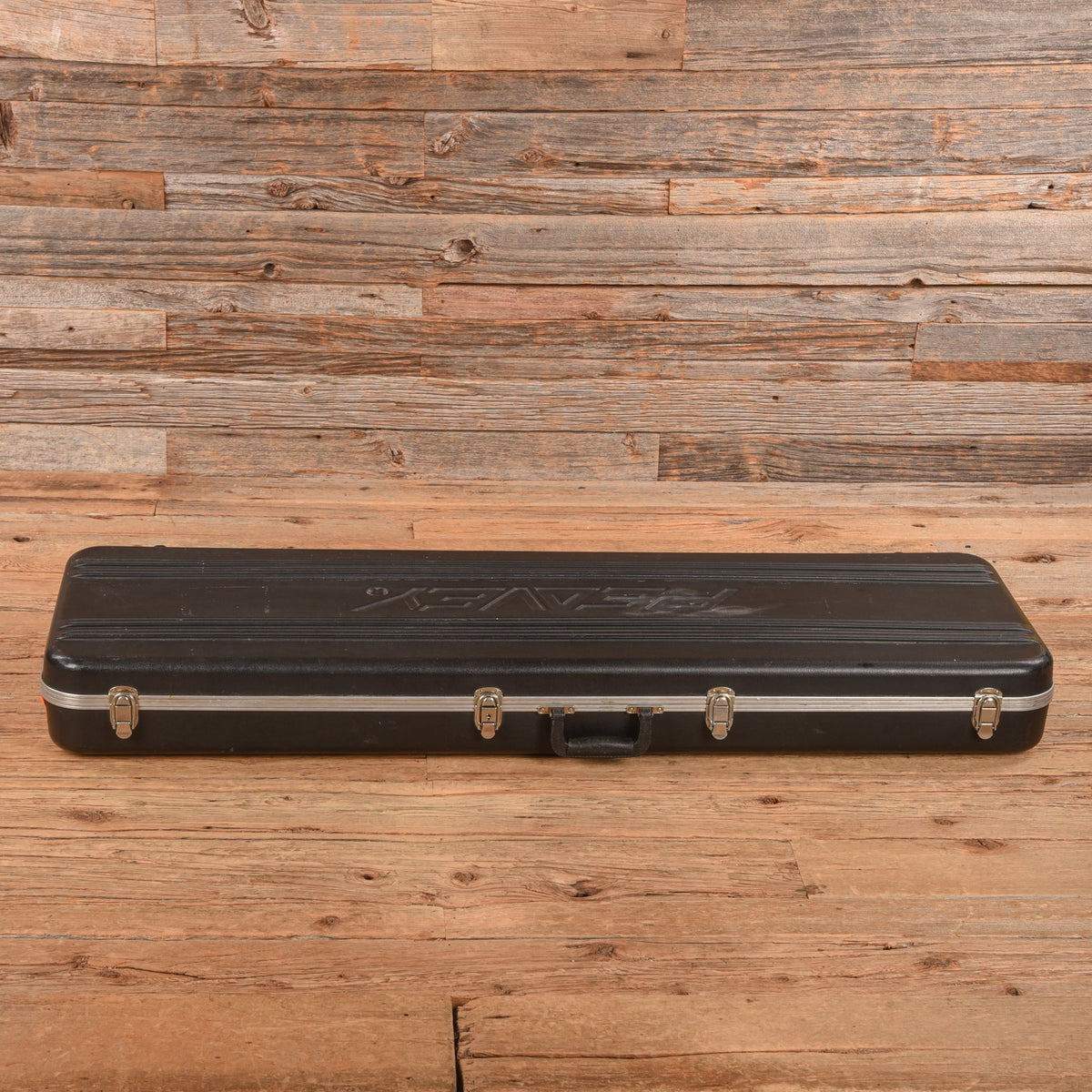 Peavey Cirrus 5 Blue - Angle 8 | MUSICTONER