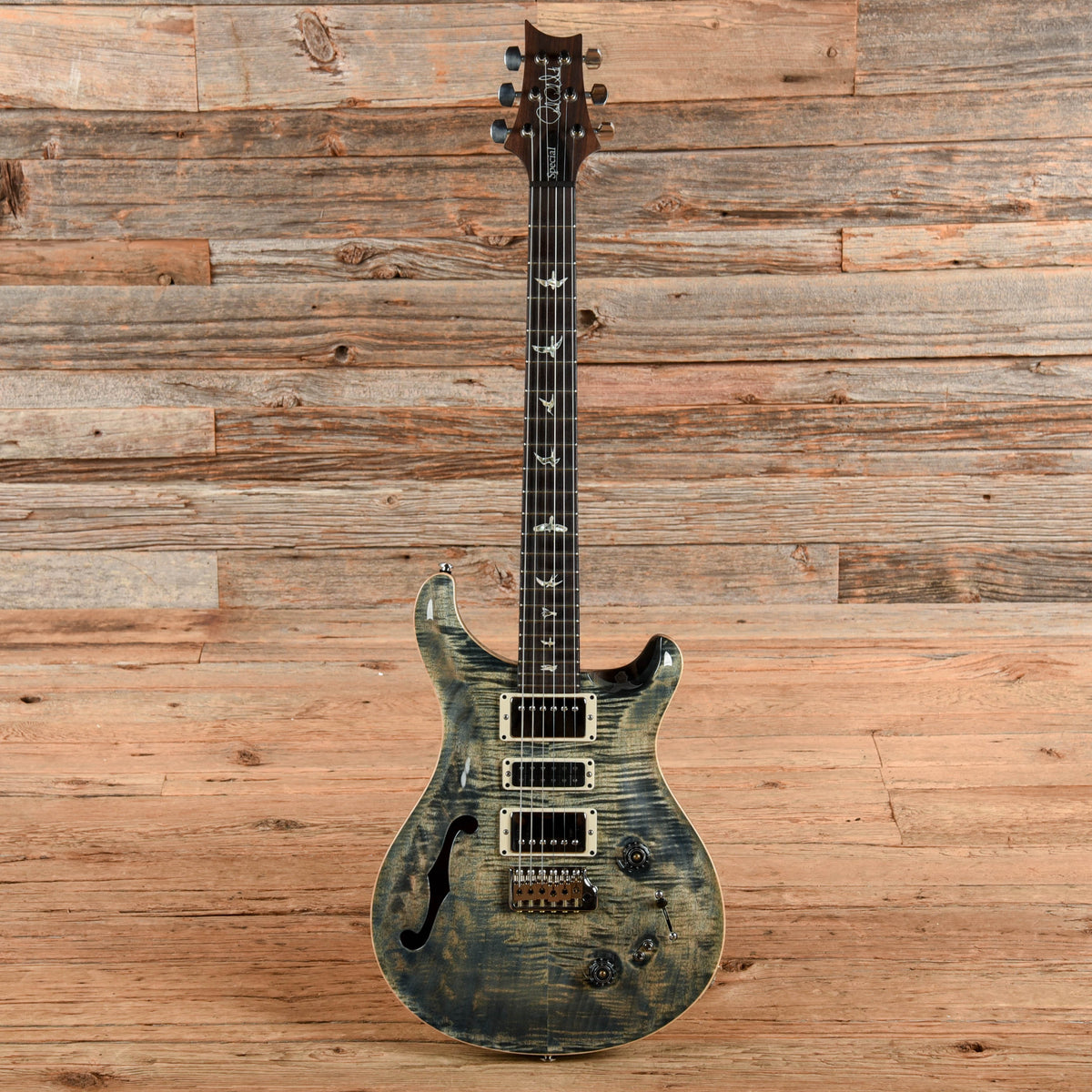 PRS Special 22 Semi Hollow Faded Whale Blue 2019 - Angle 4 | MUSICTONER