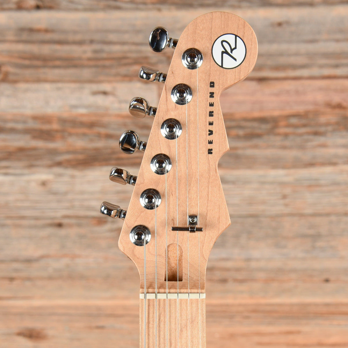 Reverend Six Gun HPP Periwinkle Burst 2025 - Angle 6 | MUSICTONER