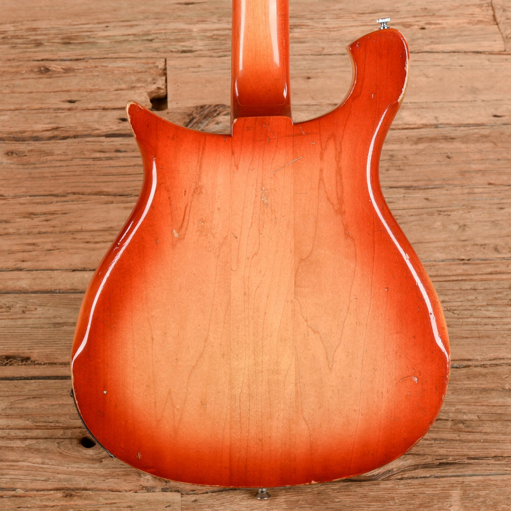 Rickenbacker 625 Fireglo 1962 - Angle 3 | MUSICTONER