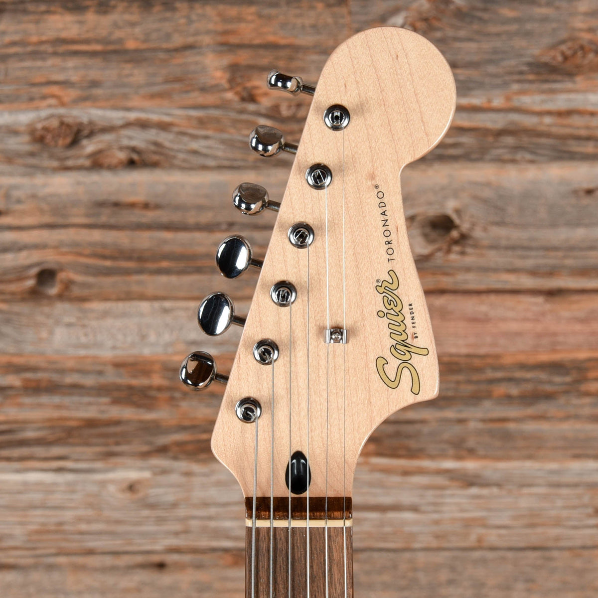 Squier Paranormal Toronado Lake Placid Blue 2020 - Angle 6 | MUSICTONER