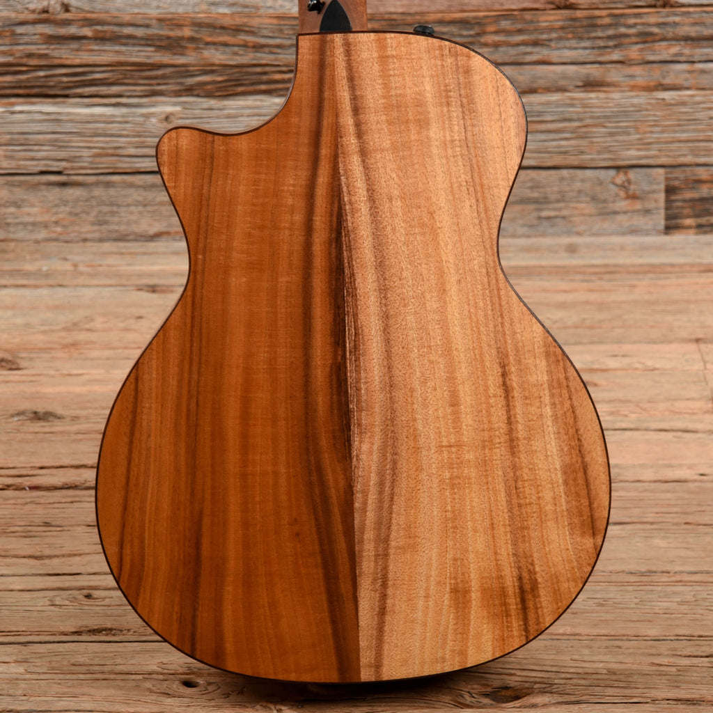 Taylor 724ce Grand Auditorium Hawaiian Koa Natural ES2
