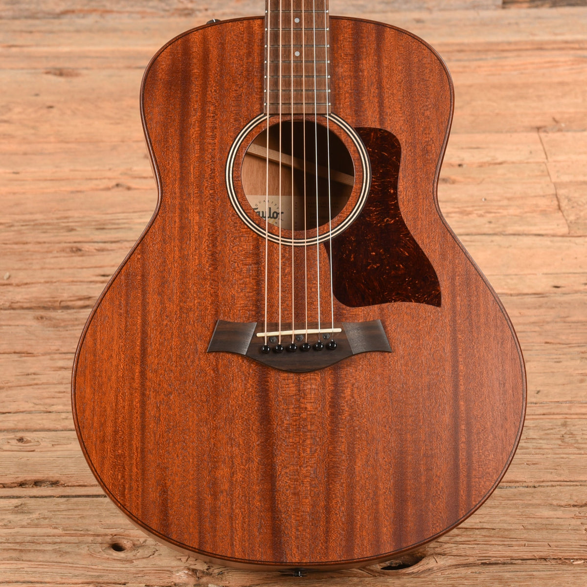 Taylor GTe Mahogany Natural - John Oates - MUSICTONER