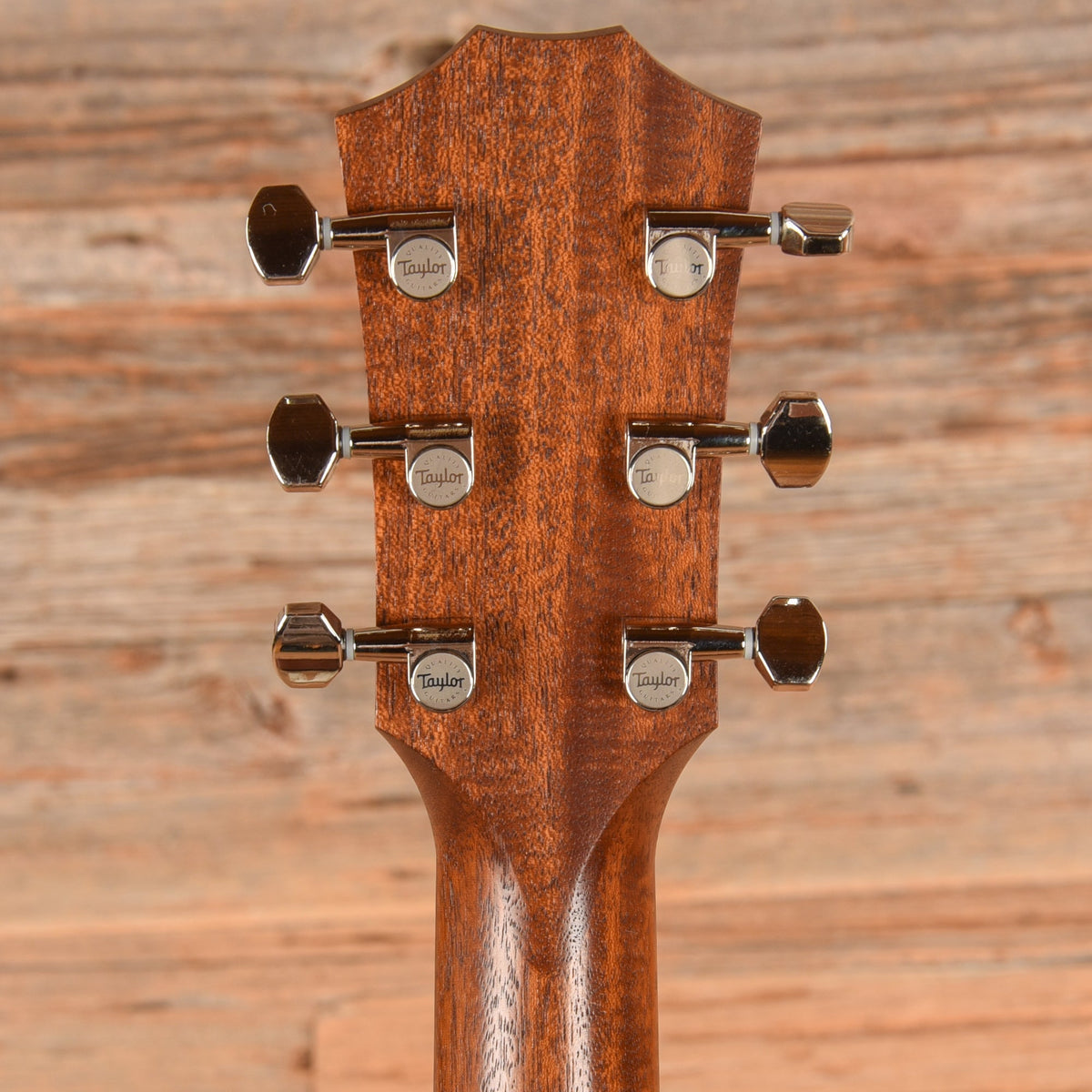 Taylor GTe Mahogany Natural - John Oates - Angle 7 | MUSICTONER